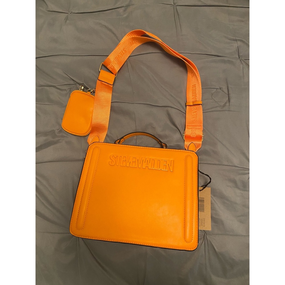 AUTHENTIC Rare Steve Madden Tote Handbag